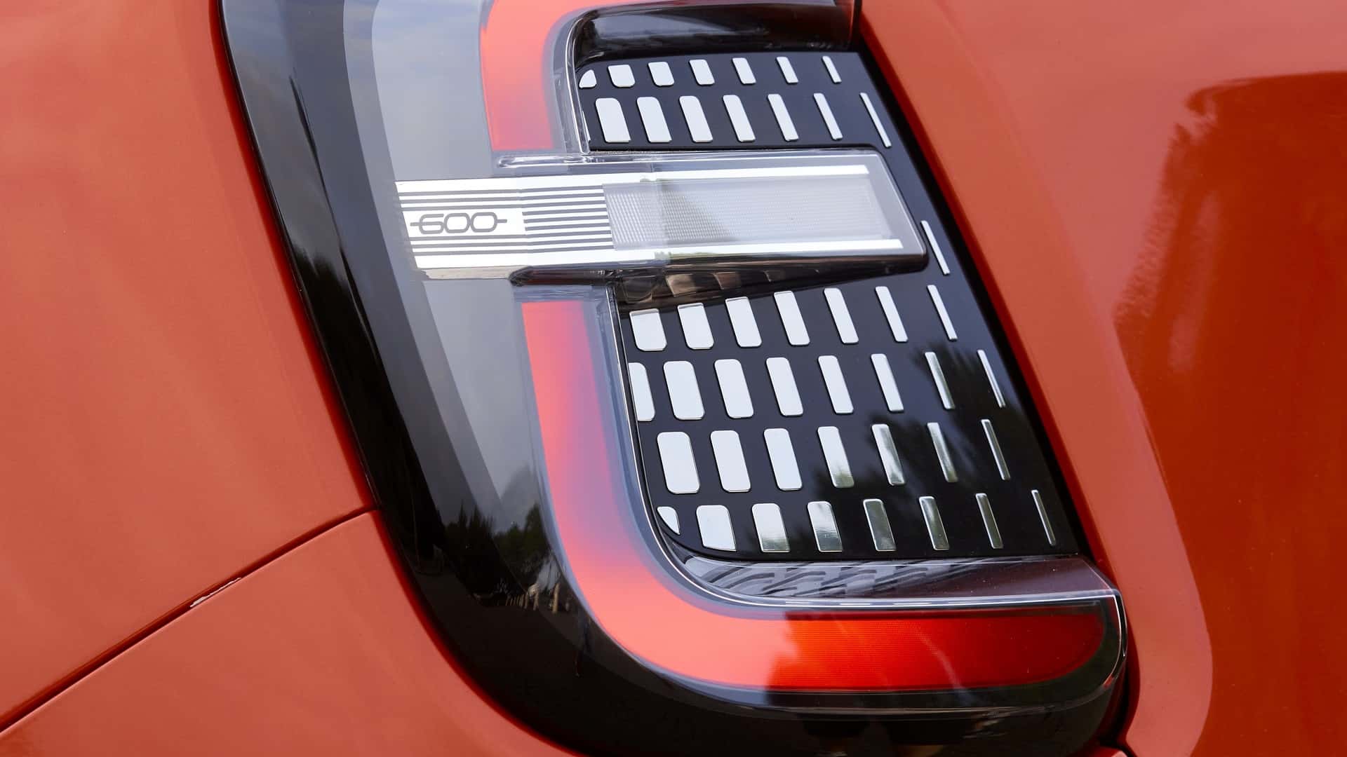 fiat-600-la-prima (1).jpg